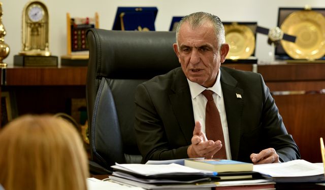 Çavuşoğlu: “Eğitimin kesintiye uğratılmasına izin vermeyeceğiz”