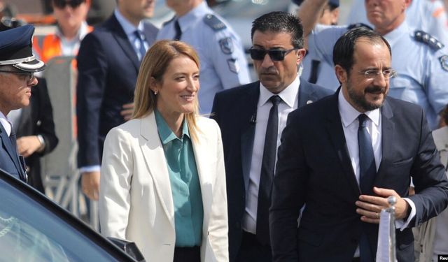 Hristodulidis Metsola ile görüştü: “Ankara’ya iki davet”