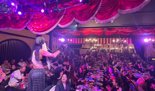 Jemile Cabaret’te Çağla Akalın coşkusu
