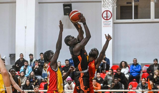 Çetinkaya’dan farklı galibiyet: 81-56