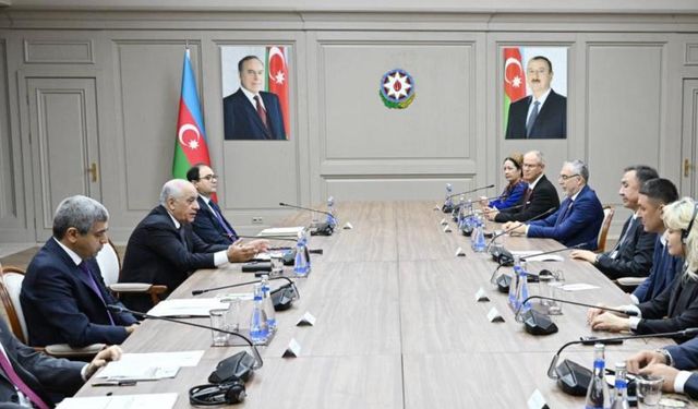 Hasipoğlu, Azerbaycan Başbakanı Ali Asadov ile görüştü