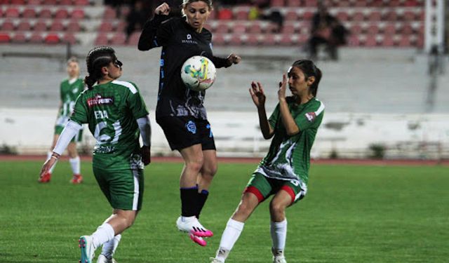 KTFF Kadınlar Ligi'nde yeni sezon planlanması açıklandı