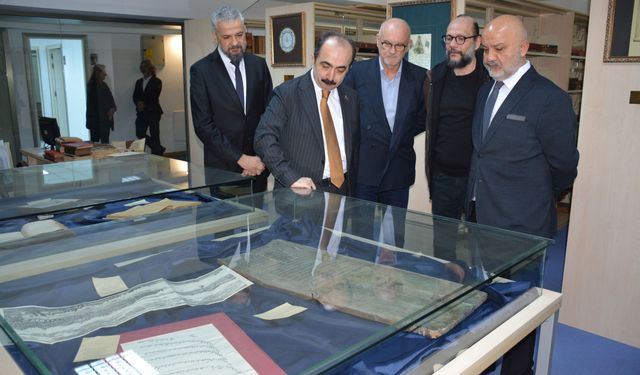 Türk Tarih Kurumu’nun “Yüzüncü Yıl Kitaplığı” YDÜ Büyük Kütüphane’de açıldı