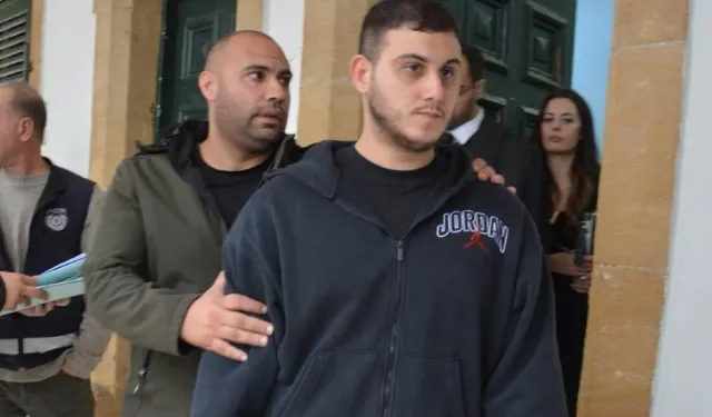 İki ayda 8 kilo uyuşturucu taşıdı