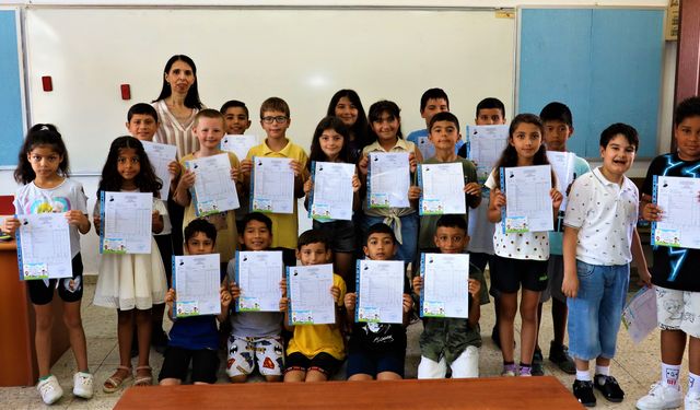 Eğitimde birinci dönem yarın karnelerin dağıtılmasıyla tamamlanacak...