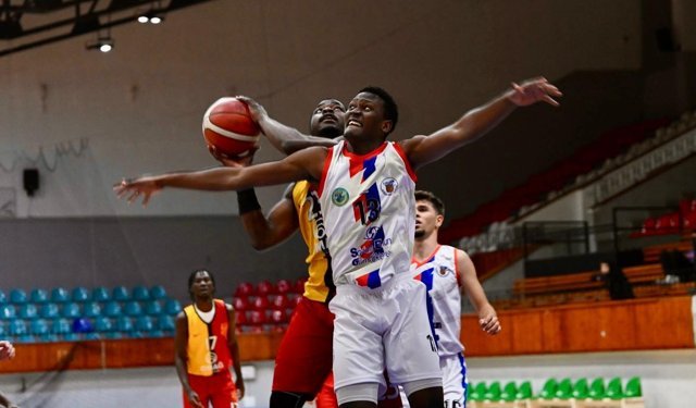 Potada zirve Caesar L. Gençler Birliği’nin