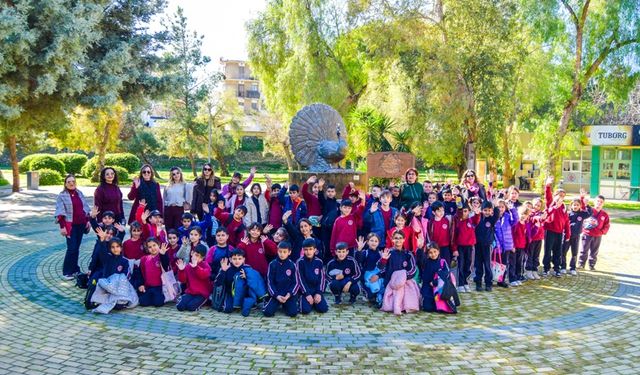 Gazi-Canbulat İlkokulu Öğrencileri Çağlayan Parkı’nda fidan dikti