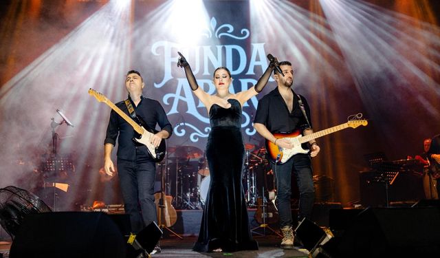 Grand Sapphire’da Funda Arar rüzgarı