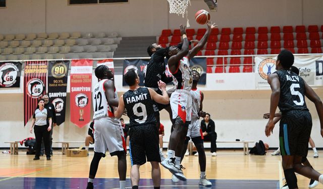 Zorlu mücadelede kazanan Caesar Larnaka Gençler Birliği