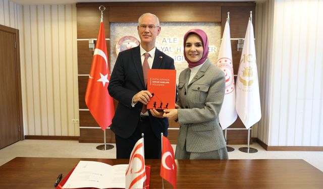 Hasipoğlu, Dijital Dünyada Çocuk Hakları Sözleşmesi'ni imzaladı