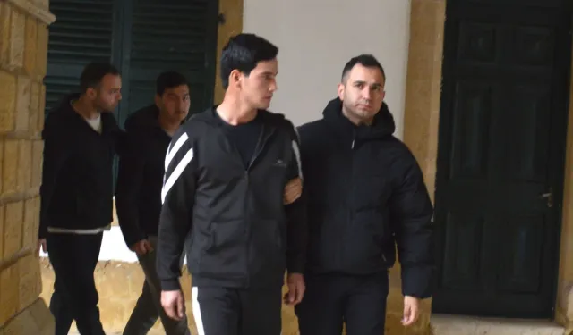 Teyp hırsızları serbest kaldı