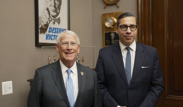 Kombos, Washington'da temaslarda bulundu