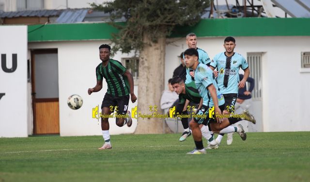 Zirve yarışındakiler kayıpsız başladı