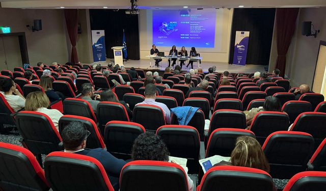 AB Bilgi Merkezi “Bilimde Yapay Zekâ” paneli düzenledi