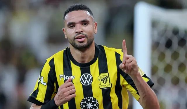 En-Nesyri, Suudi Arabistan'da ortalığı fena karıştırdı