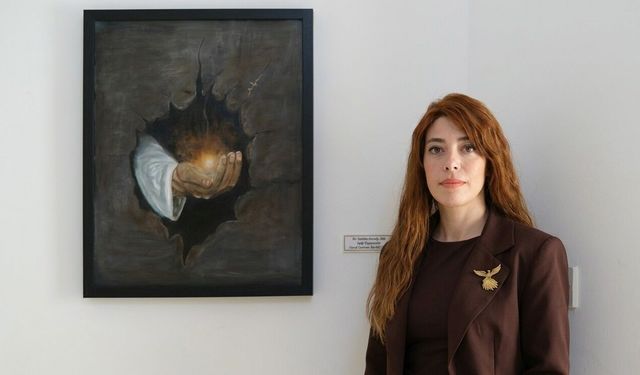 Hekimin fırçasından umudun hikayesi: “Işığı Taşıyanlar”