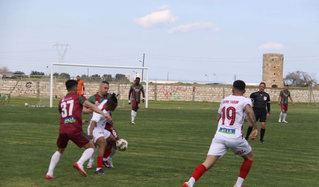 Mesarya, son saniyede yıkıldı