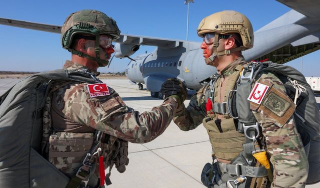 “Deniz kadar sakin, fırtına kadar kararlı”