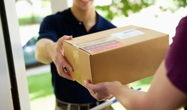 Sabah 5'te işe gelmesi yasaklanan postacıya 750 bin lira tazminat