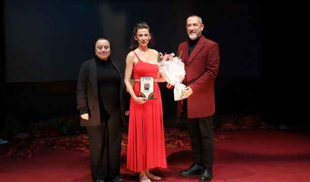 Silüet Silhouette, İskele’de perde dedi