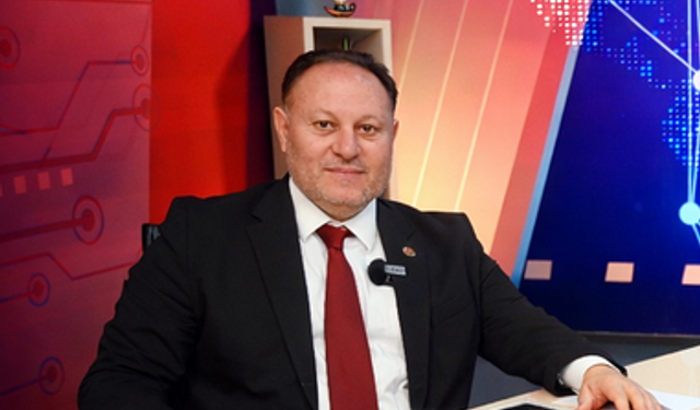 Öztürkler'den Hristodulidis'e tepki: “Hristodulidis her gün yeni bir hayale uyanıyor"