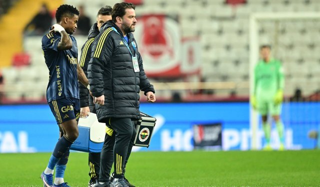 Fenerbahçe'ye Nelson Semedo'dan kötü haber