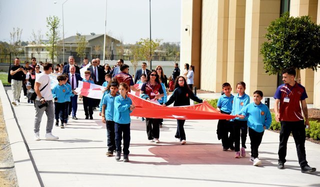 Lefkoşa çocuklarla şenlendi