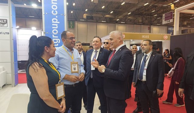 Amcaoğlu, İstanbul'da Yapı, İnşaat Malzemeleri ve Teknoloji Fuarı’na katıldı