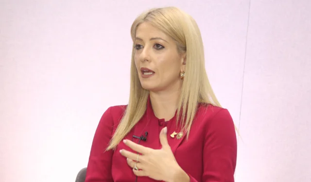 "Güney Kıbrıs yalnız yol alamaz"