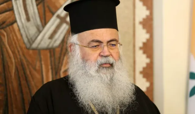 Yeorgios’a göre federasyon ya da iki devlet  “ulusal intihara yol açar”