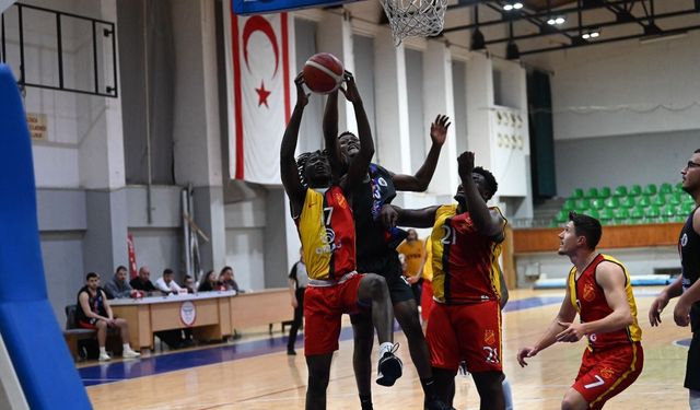 Çetinkaya farklı kazandı