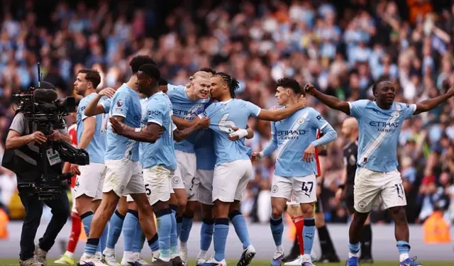 Dev maçta City, Arsenal'ı devirdi