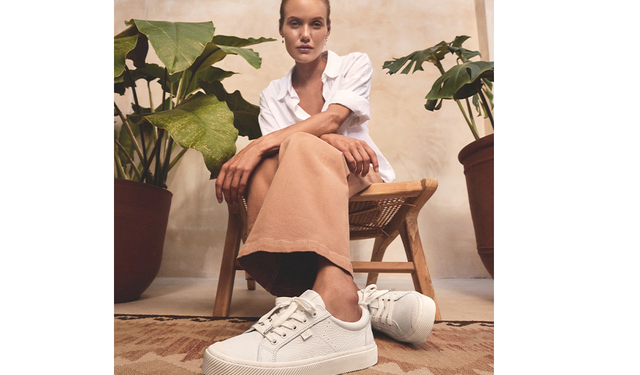 Kadın Sneaker Modellerinde Günlük Şıklık ve Konfor