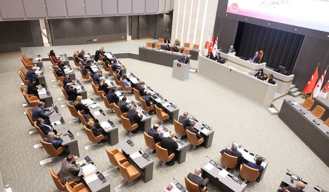 Meclis bugün yasama göreviyle toplanacak, hayat pahalılığı tasarısı gündemde