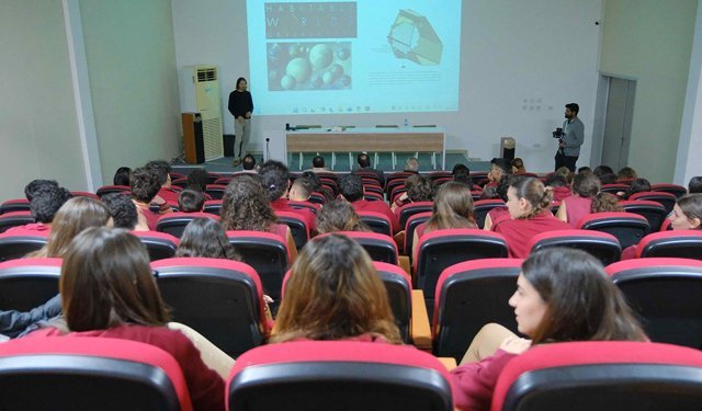 NASA Bilim İnsanı Sidd Bikkannavar Yakın Doğu Koleji öğrencileri ile buluştu