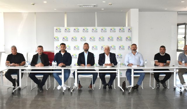 Kamuda örgütlü sendikalar gelinen noktayı değerlendirmek için toplantı yapıyor