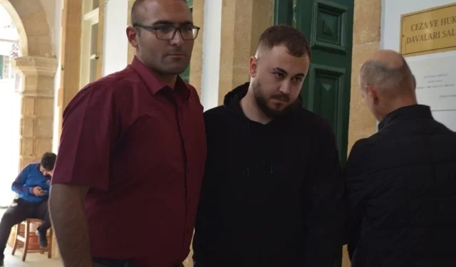 Lefkoşa'da Galatasaray-Fenerbahçe maçının ardından bıçaklı kavga