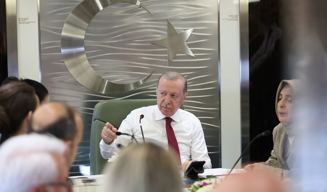 Erdoğan: "Türk dünyası da üzerine düşeni yaparak, Kıbrıs Türk halkını bağrına basıyor"