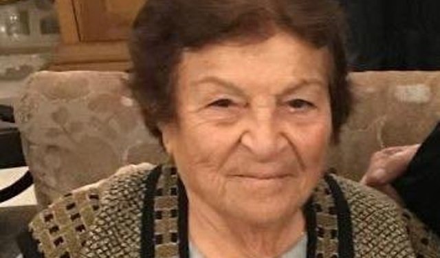 Nergisli Hatice teyzesine ağlıyor