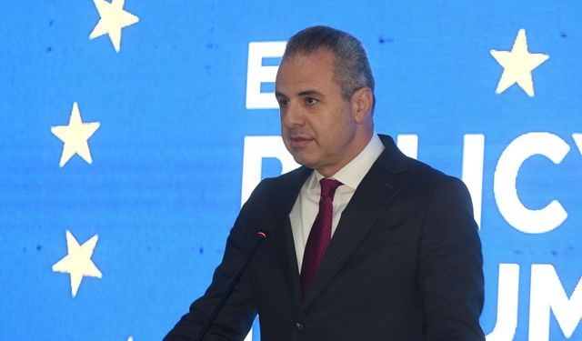 “Kıbrıs bütünüyle AB üyesi olmalı”