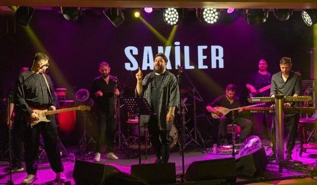Merit Lefkoşa Casino'da Sakiler'den unutulmaz bir gece