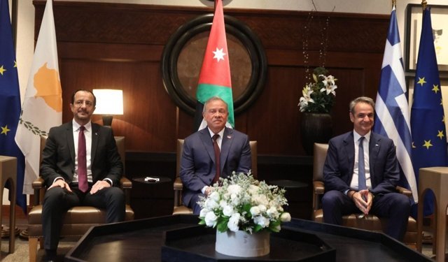 Üçlü zirvede güçlü işbirliği mesajı