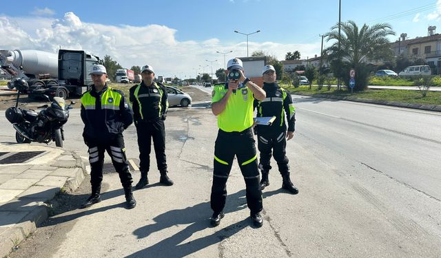 Lefkoşa ve İskele'de trafik ve asayiş denetimleri...