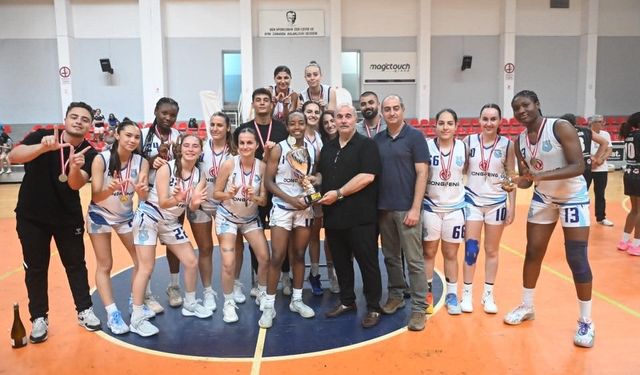 Potada kadınların en büyüğü Akdeniz