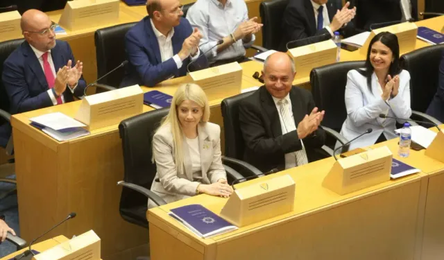 Annita Dimitru yeniden Meclis Başkanı