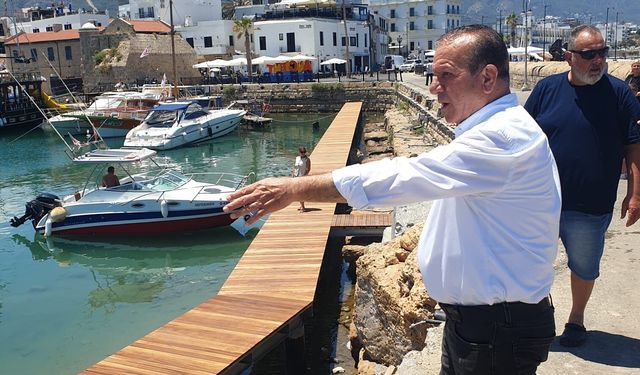 Ataoğlu, Girne Antik Liman’daki iskele çalışmalarını inceledi
