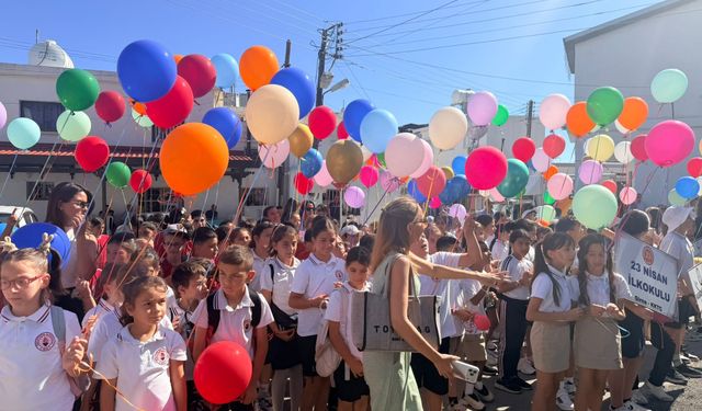 Çocuklar Dünya Çocuk Günü’nü Çatalköy’de coşkuyla kutladı