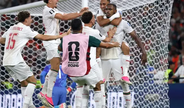 Fas Hollanda'yı kupanın dışına itti
