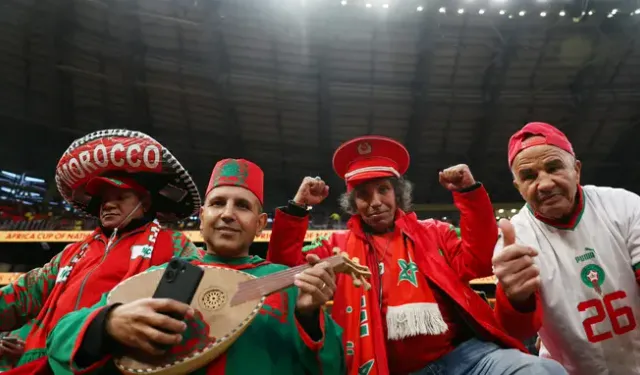 Fas yeni hikayeler peşinde