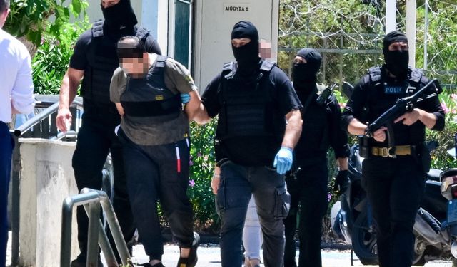 KKTC'den Güney'e patlayıcı yapımı için geçmiş